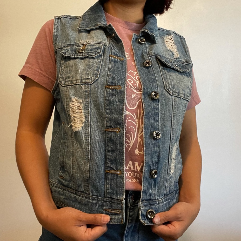 Small Distressed Denim Jean Vest | Ci Sono